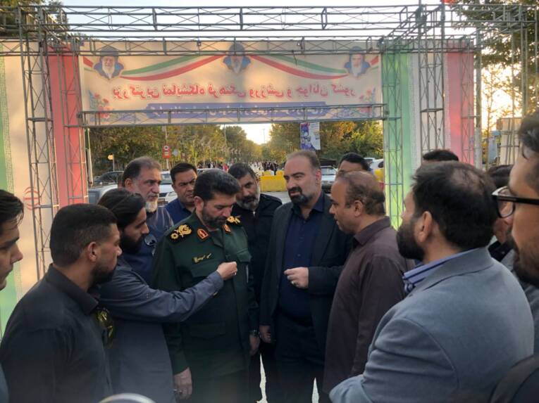 آئین باشکوه اختتامیه "بزرگترین نمایشگاه فرهنگی ورزشی و جوانان کشور" گرامیداشت «شهدای دولت» با حضور "حسن زاده" فرمانده سپاه تهران بزرگ و "خادم"رئیس سازمان بسیج ورزشکاران تهران بزرگ به روایت تصویر