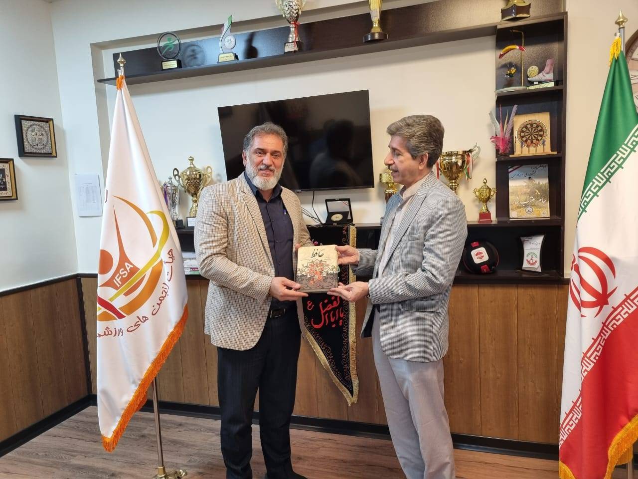 تقدیر دبیرکل انجمن مدیران ماندگار ایران از احمد غلامی‌پسند
